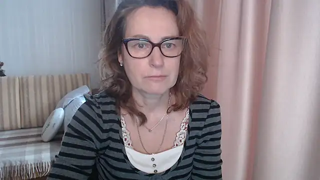 lauraoven online show from February 2025 09:24:02 AM