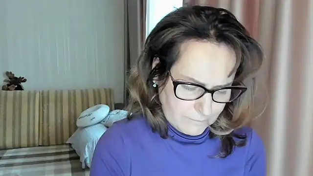 lauraoven online show from February 2025 01:35:02 PM