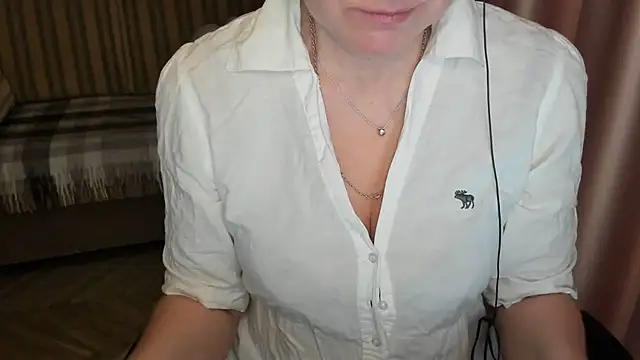 lauraoven online show from March 2025 07:30:02 AM