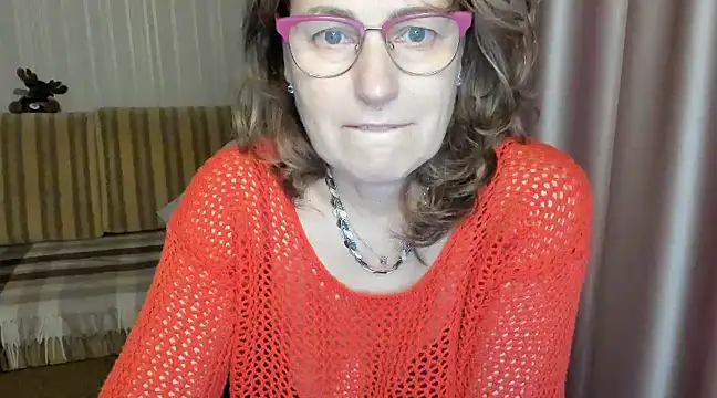 lauraoven online show from March 2025 03:39:02 PM