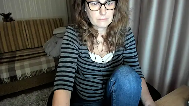 lauraoven online show from January 2026 07:23:01 AM