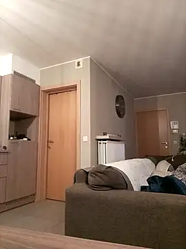 Antonio11111x online show from March 2026 05:27:01 PM