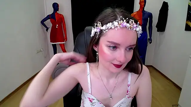 CloudGrace online show from February 2025 03:22:01 AM