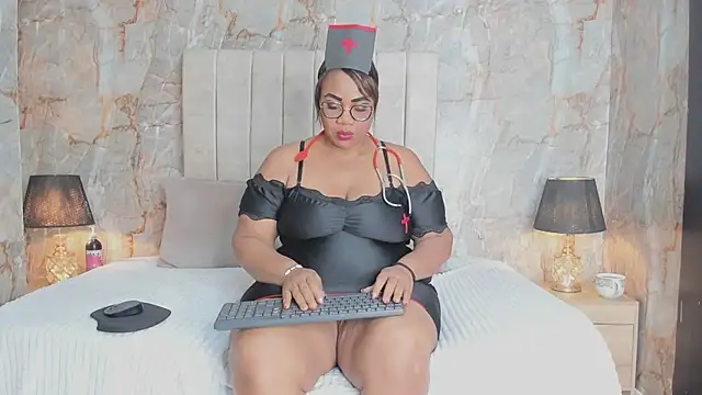 Snapshot of AranzaLatinBlacks chatting on February 2025 12:13:02 PM AranzaLatinBlacks online show from February 2025 12:13:02 PM