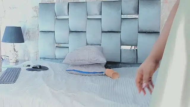 Snapshot of AranzaLatinBlacks chatting on March 2025 09:16:01 PM AranzaLatinBlacks online show from March 2025 09:16:01 PM