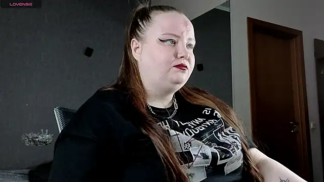 EMMA  CONNOR online show from September 2025 06:24:01 AM