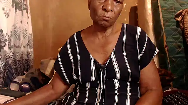 Snapshot of NaughtyGranny chatting on February 2026 08:49:02 PM NaughtyGranny online show from February 2026 08:49:02 PM