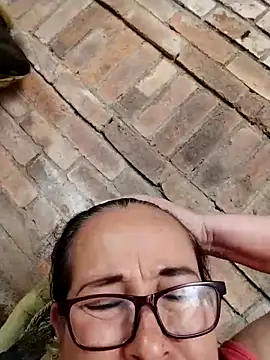 LaGochis07 online show from April 2026 07:58:01 PM