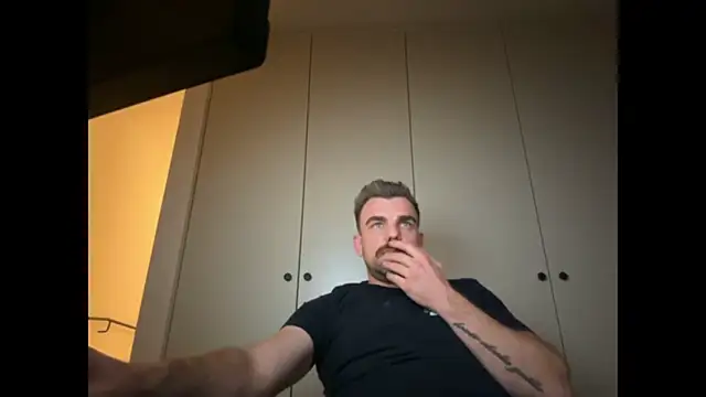 mrbigballs online show from December 2025 08:26:01 PM