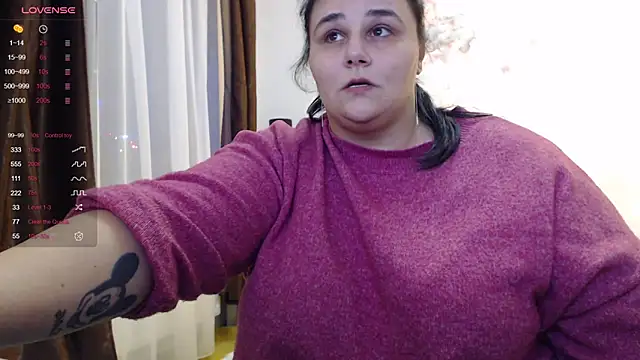 naughtykiss online show from December 2024 07:43:01 PM