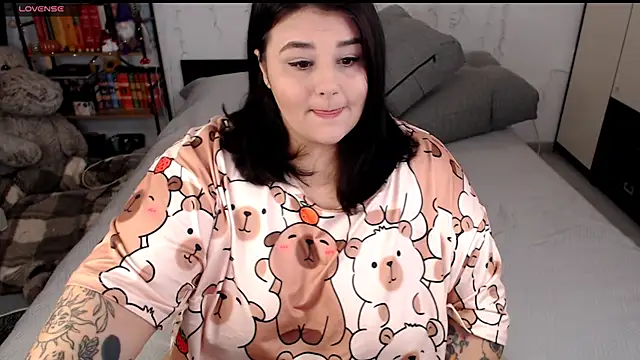 naughtykiss online show from November 2025 06:01:01 AM