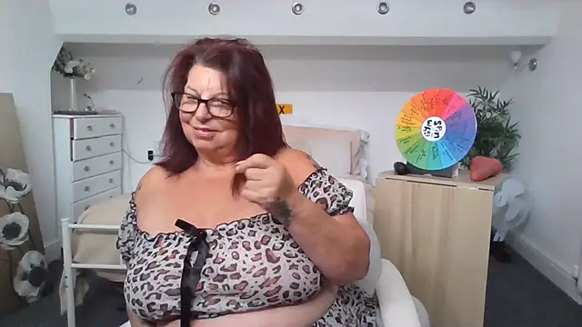 CougarBeccaX online show from July 2026 10:54:01 AM