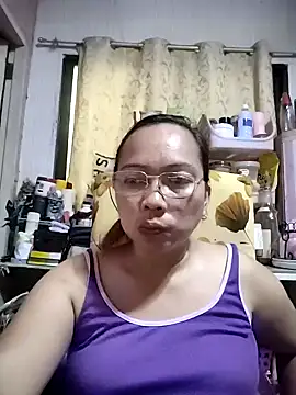 Snapshot of asianwet4u chatting on February 2025 04:51:02 AM asianwet4u online show from February 2025 04:51:02 AM