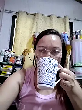 Snapshot of asianwet4u chatting on March 2025 01:53:02 AM asianwet4u online show from March 2025 01:53:02 AM