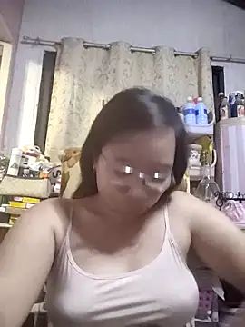 Snapshot of asianwet4u chatting on March 2025 02:02:02 PM asianwet4u online show from March 2025 02:02:02 PM