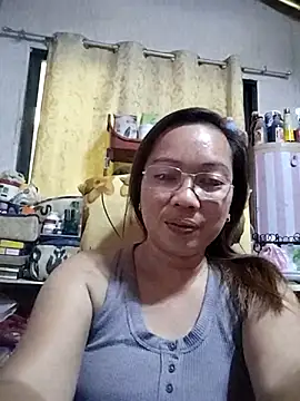 Snapshot of asianwet4u chatting on March 2025 01:47:02 AM asianwet4u online show from March 2025 01:47:02 AM