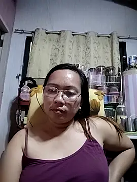 Snapshot of asianwet4u chatting on March 2025 09:11:01 AM asianwet4u online show from March 2025 09:11:01 AM