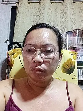 Snapshot of asianwet4u chatting on March 2025 09:48:01 PM asianwet4u online show from March 2025 09:48:01 PM