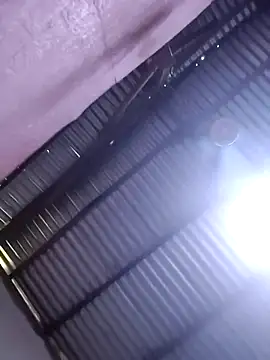 Snapshot of asianwet4u chatting on March 2025 01:21:02 AM asianwet4u online show from March 2025 01:21:02 AM