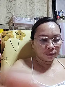 Snapshot of asianwet4u chatting on March 2025 09:58:02 AM asianwet4u online show from March 2025 09:58:02 AM