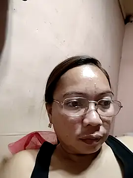 Snapshot of asianwet4u chatting on March 2025 05:22:01 PM asianwet4u online show from March 2025 05:22:01 PM