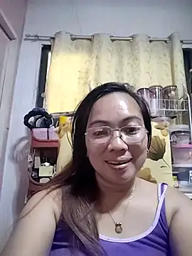 Snapshot of asianwet4u chatting on March 2025 01:16:01 AM asianwet4u online show from March 2025 01:16:01 AM