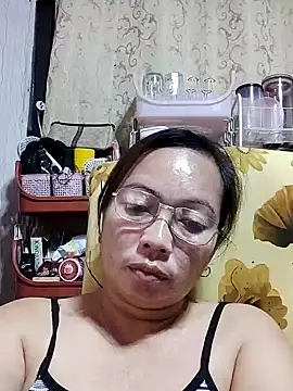 Snapshot of asianwet4u chatting on March 2025 04:01:01 PM asianwet4u online show from March 2025 04:01:01 PM