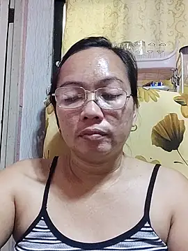 Snapshot of asianwet4u chatting on March 2025 01:53:02 AM asianwet4u online show from March 2025 01:53:02 AM