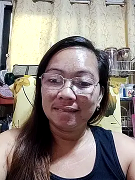 Snapshot of asianwet4u chatting on March 2025 01:42:02 AM asianwet4u online show from March 2025 01:42:02 AM