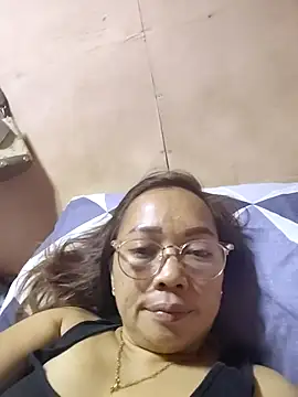 Snapshot of asianwet4u chatting on September 2025 09:42:02 AM asianwet4u online show from September 2025 09:42:02 AM