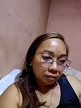 Snapshot of asianwet4u chatting on September 2025 02:30:01 PM asianwet4u online show from September 2025 02:30:01 PM