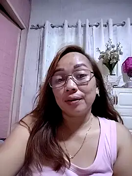 Snapshot of asianwet4u chatting on October 2025 07:50:02 AM asianwet4u online show from October 2025 07:50:02 AM