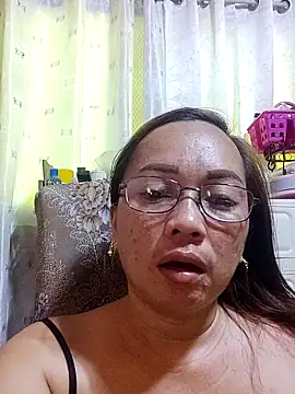 Snapshot of asianwet4u chatting on October 2025 01:39:03 AM asianwet4u online show from October 2025 01:39:03 AM