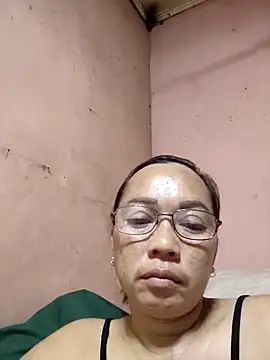 Snapshot of asianwet4u chatting on November 2025 02:32:01 AM asianwet4u online show from November 2025 02:32:01 AM