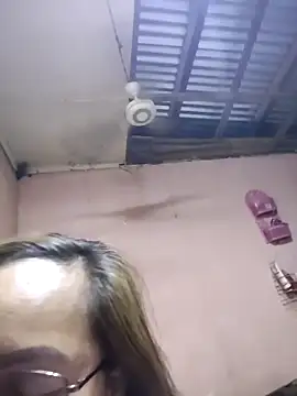 Snapshot of asianwet4u chatting on November 2025 12:27:01 PM asianwet4u online show from November 2025 12:27:01 PM