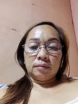 Snapshot of asianwet4u chatting on November 2025 04:07:01 PM asianwet4u online show from November 2025 04:07:01 PM