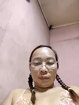 Snapshot of asianwet4u chatting on November 2025 03:49:02 AM asianwet4u online show from November 2025 03:49:02 AM