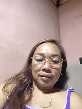 Snapshot of asianwet4u chatting on November 2025 03:23:02 PM asianwet4u online show from November 2025 03:23:02 PM