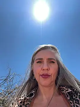 Snapshot of Alimela chatting on May 2026 09:16:01 AM Alimela online show from May 2026 09:16:01 AM