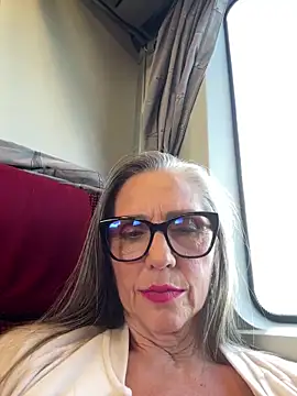 Snapshot of Alimela chatting on June 2026 04:20:01 PM Alimela online show from June 2026 04:20:01 PM