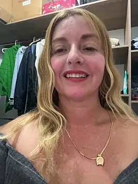 moniquerainx online show from June 2026 02:16:01 AM