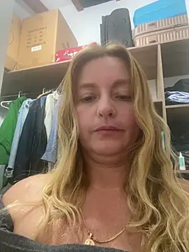 moniquerainx online show from June 2026 02:09:02 AM