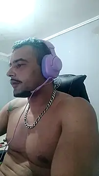 Snapshot of Fadinha-e-Raro chatting on February 2025 03:06:01 PM Fadinha-e-Raro online show from February 2025 03:06:01 PM