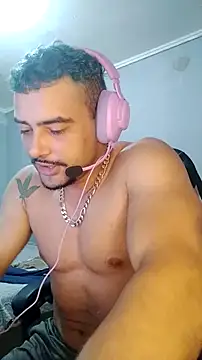 Snapshot of Fadinha-e-Raro chatting on February 2025 12:54:02 PM Fadinha-e-Raro online show from February 2025 12:54:02 PM