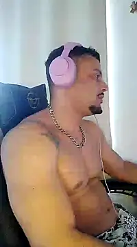 Snapshot of Fadinha-e-Raro chatting on March 2025 04:40:02 PM Fadinha-e-Raro online show from March 2025 04:40:02 PM