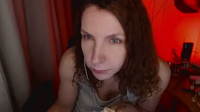 JohansonKatie online show from January 2025 01:01:01 PM