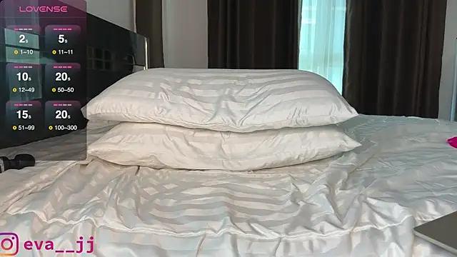 Eva JJ online show from March 2025 05:18:02 AM