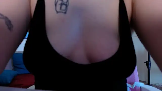 MilenaSaint online show from January 2025 09:08:01 AM