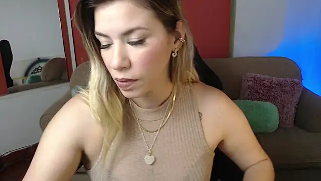 ms sofia x online show from January 2025 04:18:02 PM