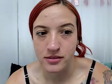 ninaa fox online show from September 2025 04:30:01 PM